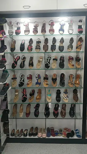 The Metro Shoes & Bags